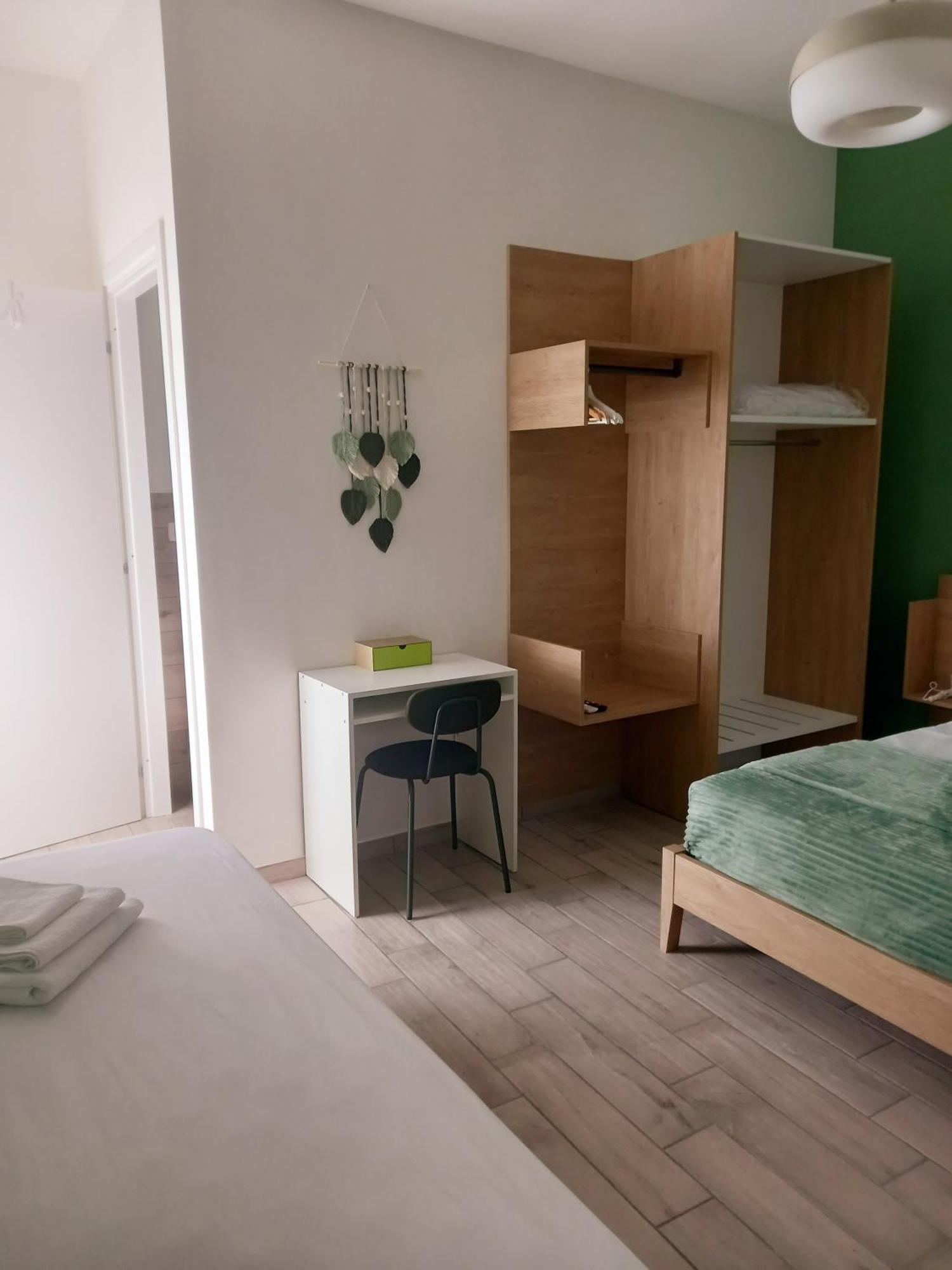 Chez Bois - Suite Apartment Capodimonte Neapel Exterior foto